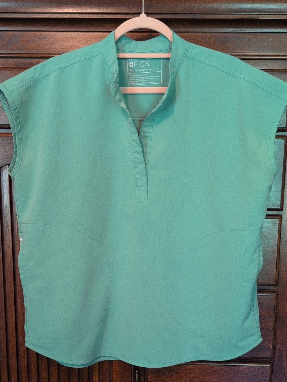 FIGS Women's Scrubs in Teal